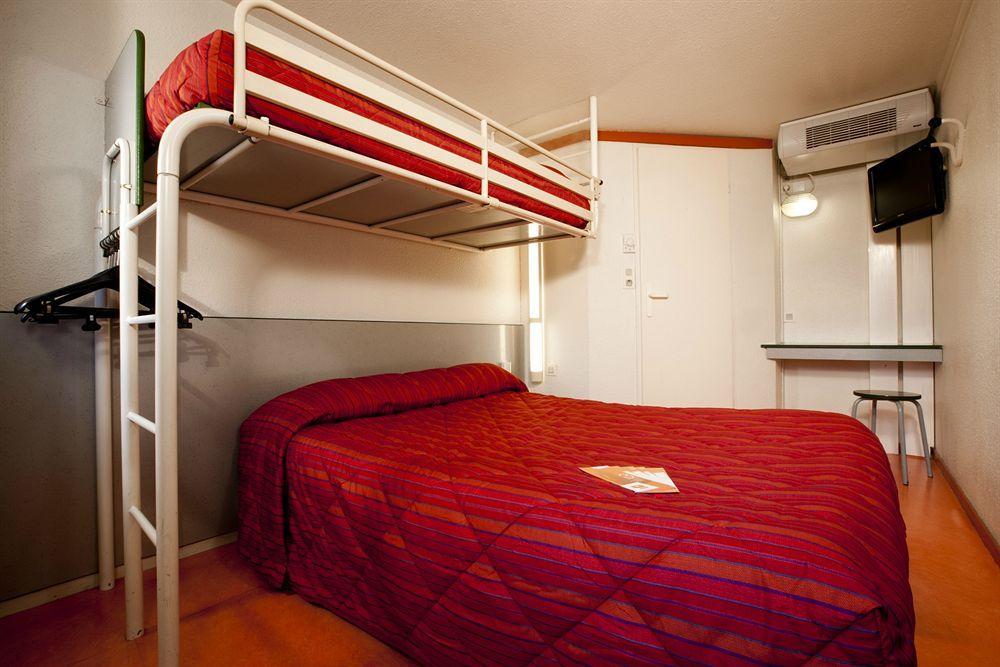 Campanile Montbeliard - Sochaux Hotel Kültér fotó